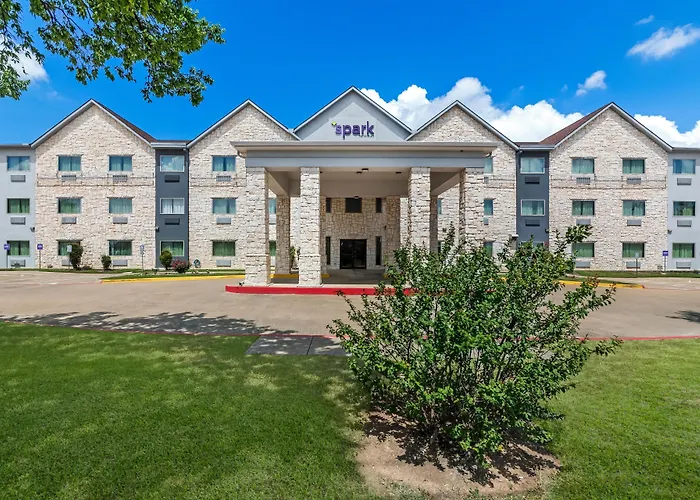 Spark By Hilton 3*